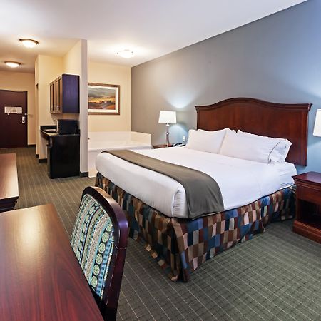 Holiday Inn Express Hotel & Suites Henderson - Traffic Star By Ihg Zewnętrze zdjęcie