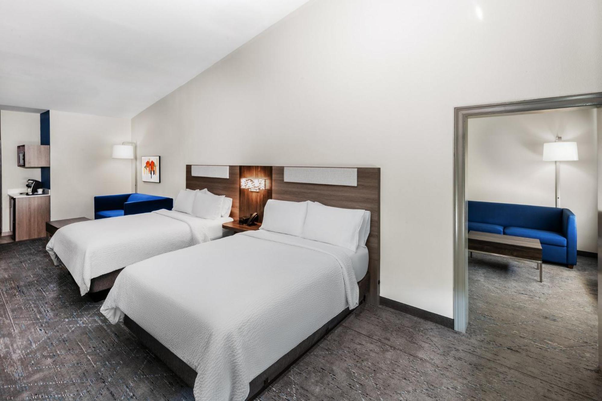 Holiday Inn Express Hotel & Suites Henderson - Traffic Star By Ihg Zewnętrze zdjęcie