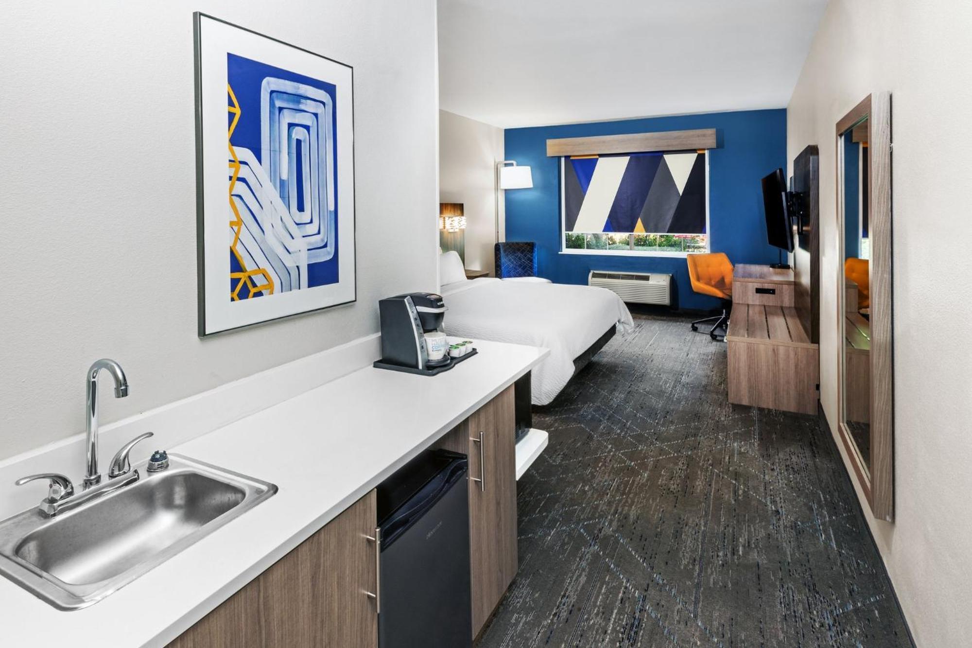 Holiday Inn Express Hotel & Suites Henderson - Traffic Star By Ihg Zewnętrze zdjęcie