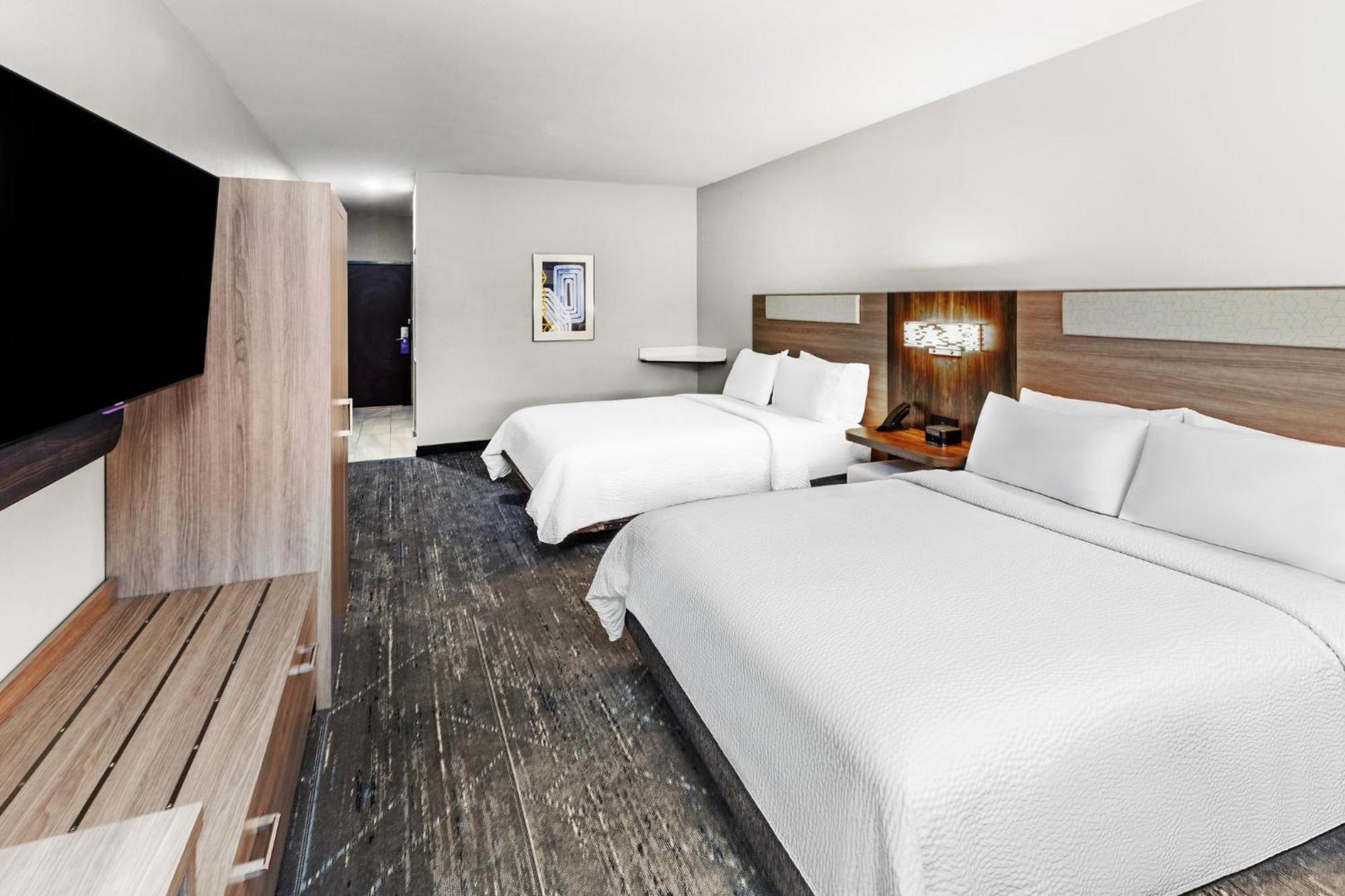 Holiday Inn Express Hotel & Suites Henderson - Traffic Star By Ihg Zewnętrze zdjęcie
