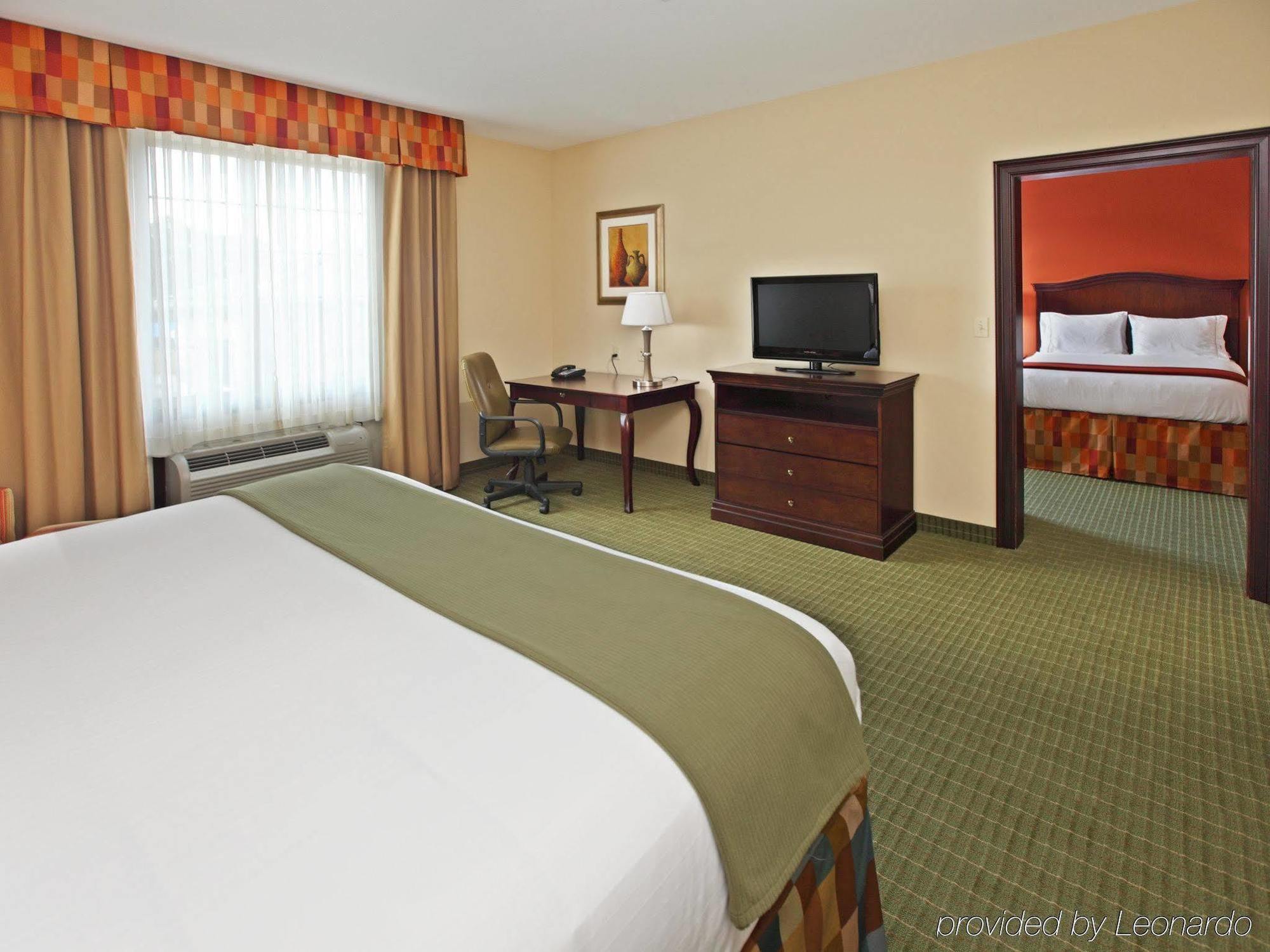 Holiday Inn Express Hotel & Suites Henderson - Traffic Star By Ihg Pokój zdjęcie