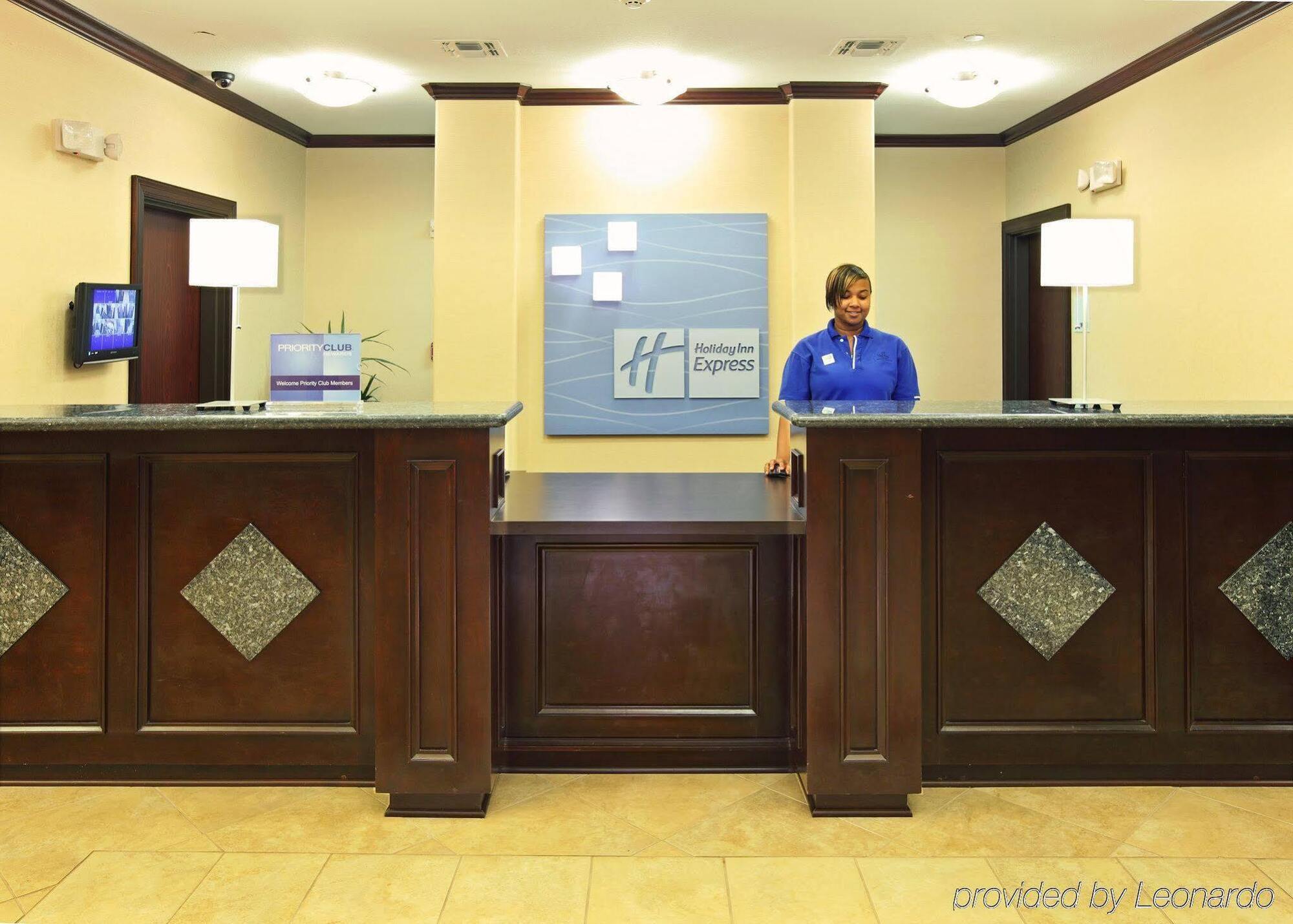 Holiday Inn Express Hotel & Suites Henderson - Traffic Star By Ihg Zewnętrze zdjęcie